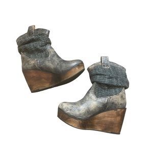 Bed Stu Distressed Gray Leather Wedge Ankle Boots with Knit Cuff
